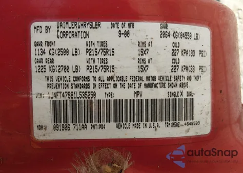 2001 Jeep Cherokee Sport z USA, uszkodzony, nr VIN 1J4FT47S81L535250